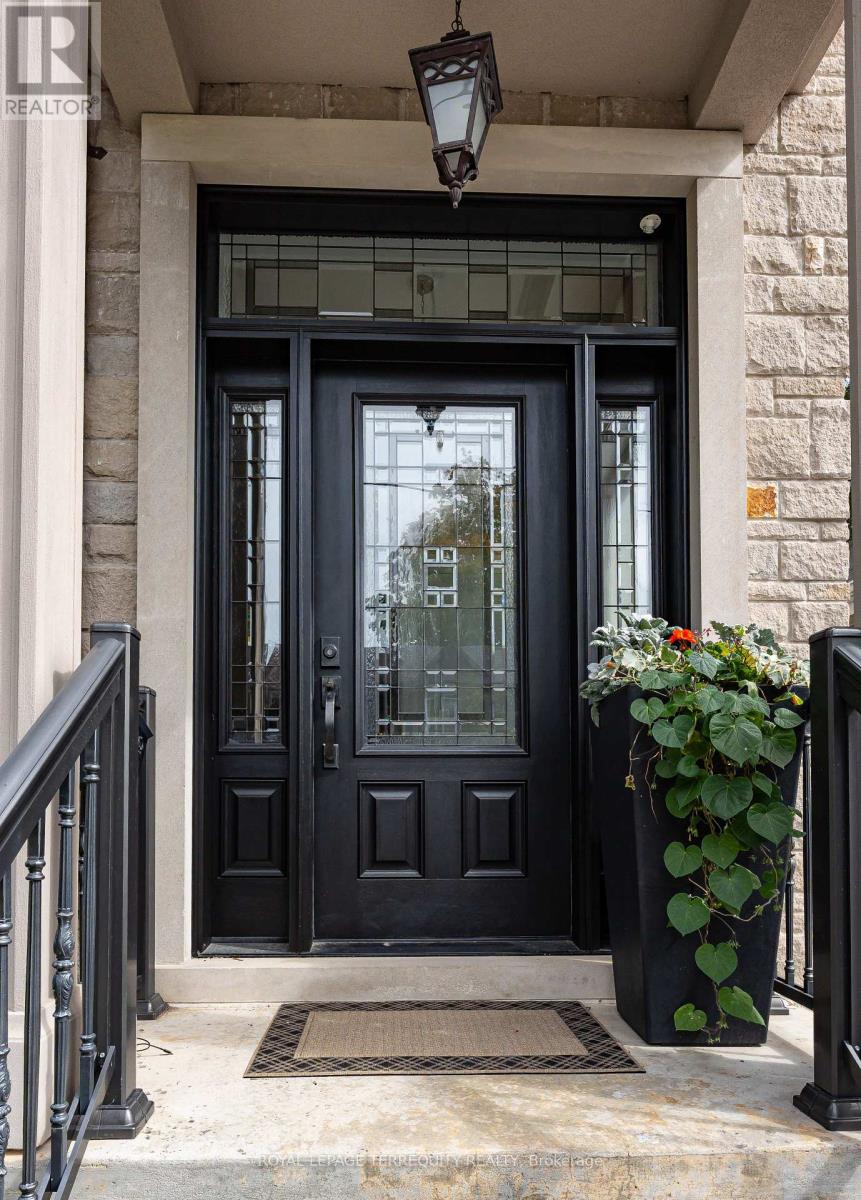 151 Brookside Avenue, Toronto (Runnymede-Bloor West Village), Ontario  M6S 4G8 - Photo 2 - W14031558