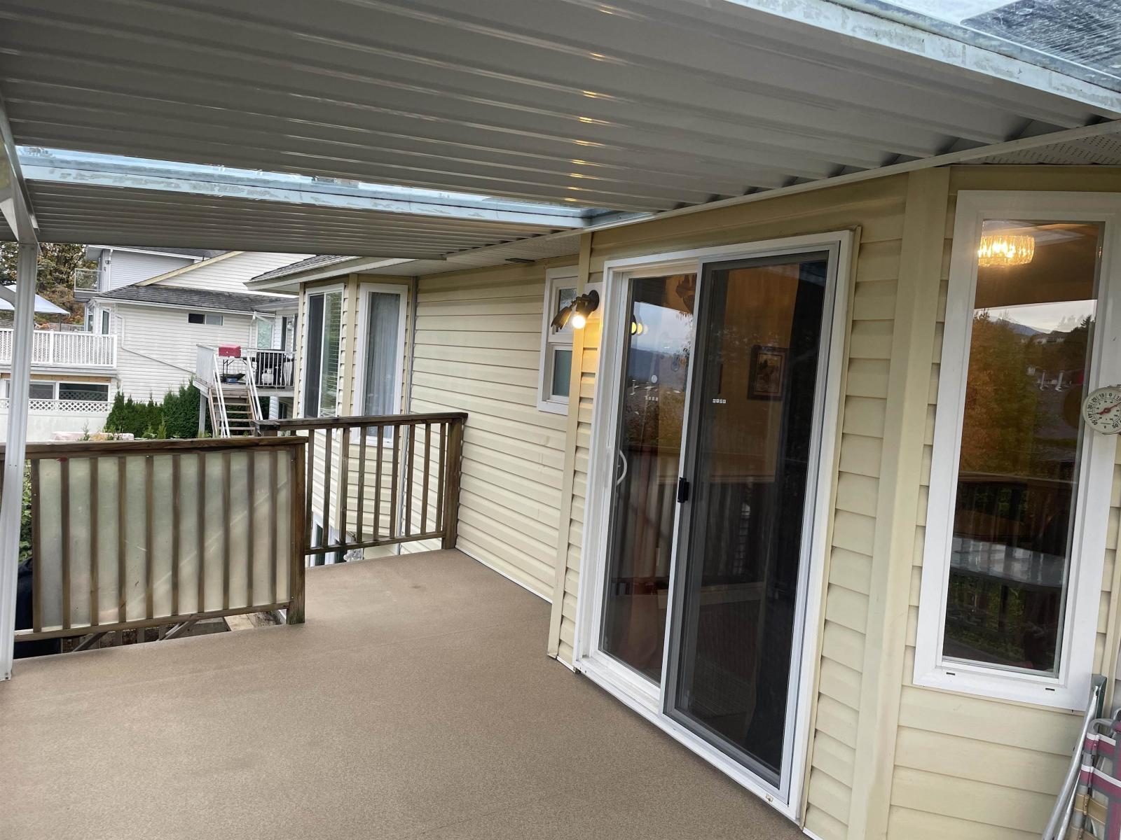 8092 Forbes Street, Mission, British Columbia  V2V 6L6 - Photo 23 - R3174828