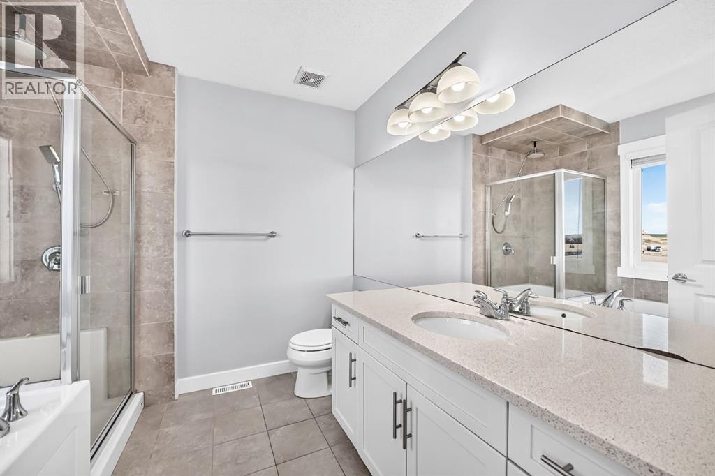 387 Sunrise View, Cochrane, Alberta  T4C 0V3 - Photo 29 - A2348185
