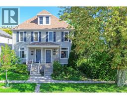536 WINDERMERE RD, Windsor, Ontario