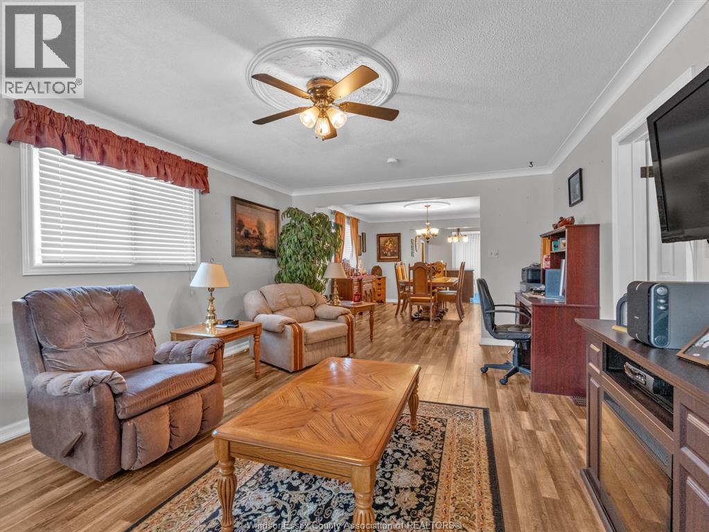 40 Westmoreland, Leamington, Ontario  N8H 3P3 - Photo 7 - 26025232