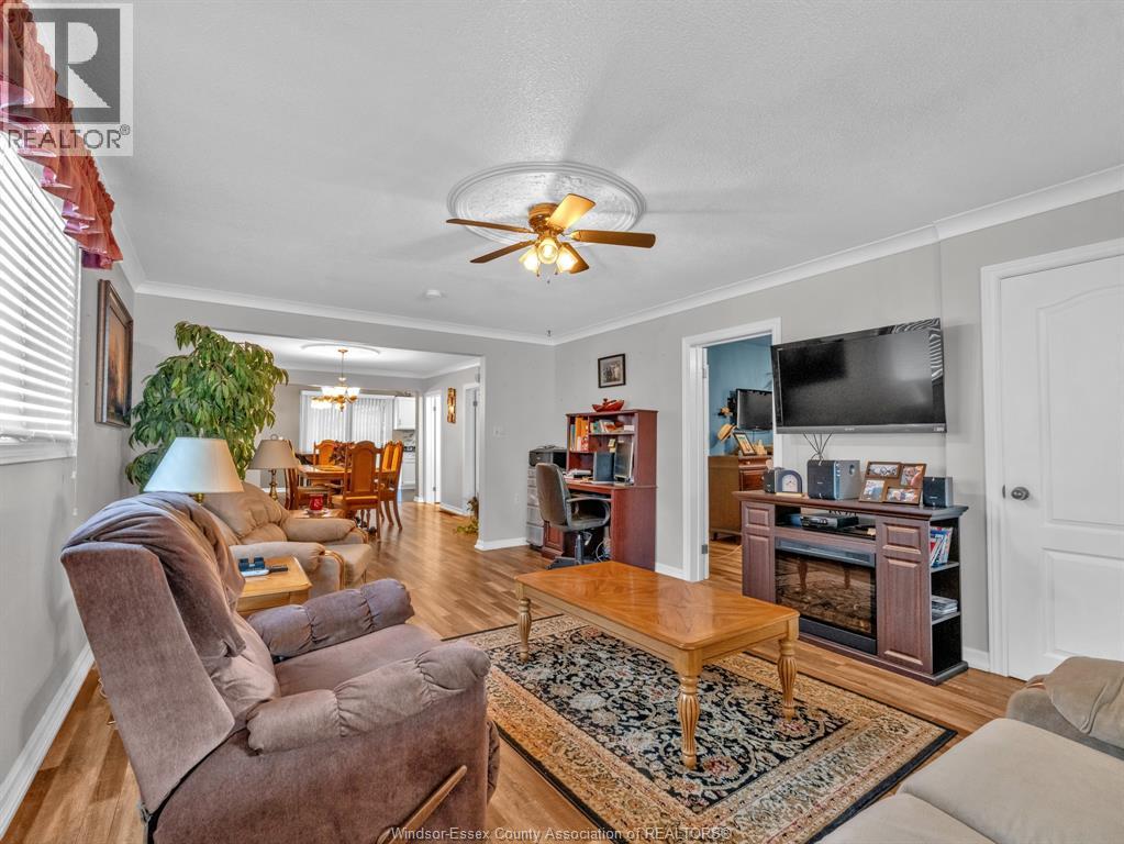 40 Westmoreland, Leamington, Ontario  N8H 3P3 - Photo 8 - 26025232