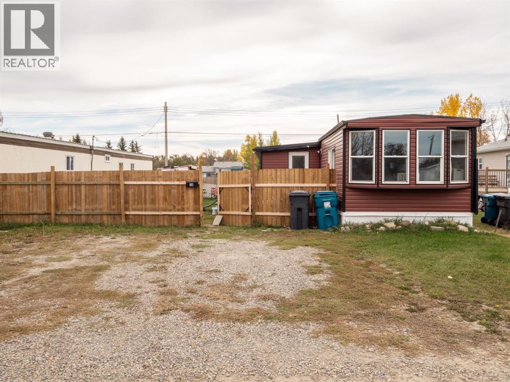 18, 226 N 2 Street W
