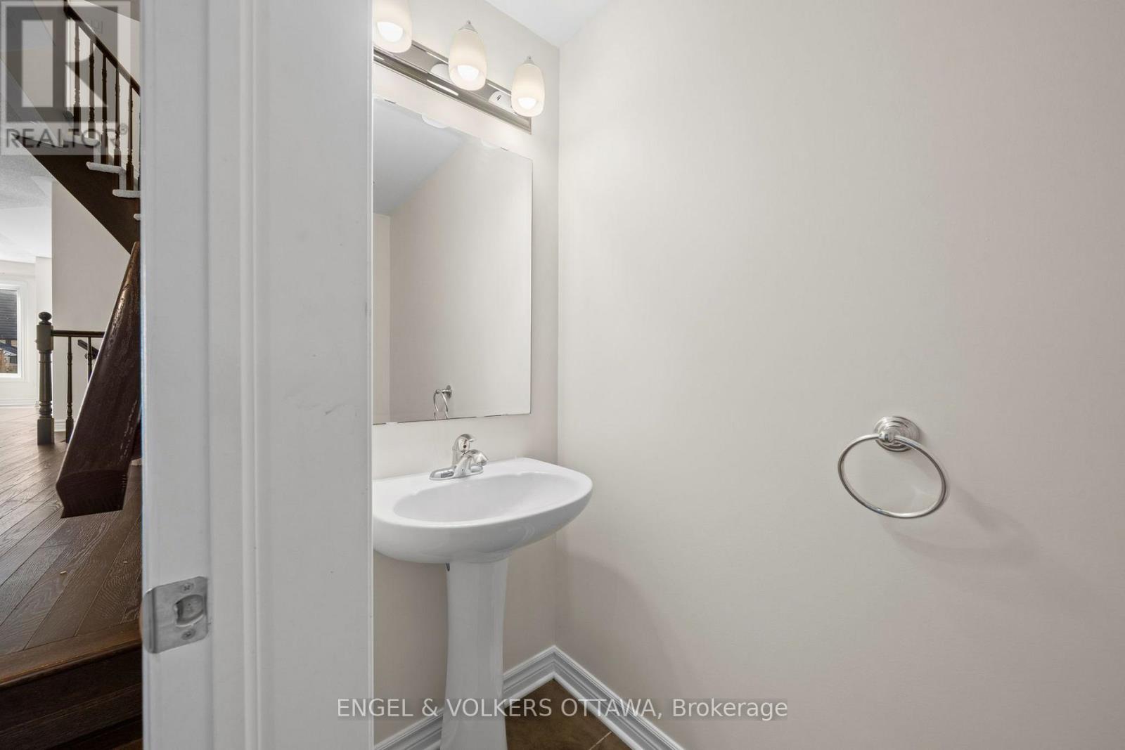 561 Petrichor Crescent, Ottawa, Ontario  K4A 0Y4 - Photo 3 - X14031332