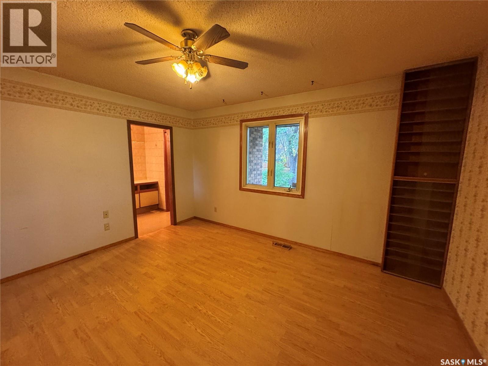 1571 Athol Street, Regina, Saskatchewan  S4T 3C9 - Photo 17 - SK051054