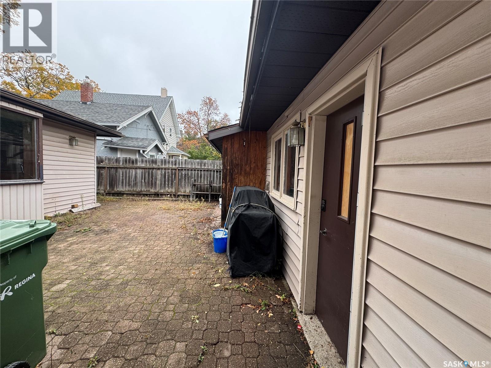 1571 Athol Street, Regina, Saskatchewan  S4T 3C9 - Photo 33 - SK051054