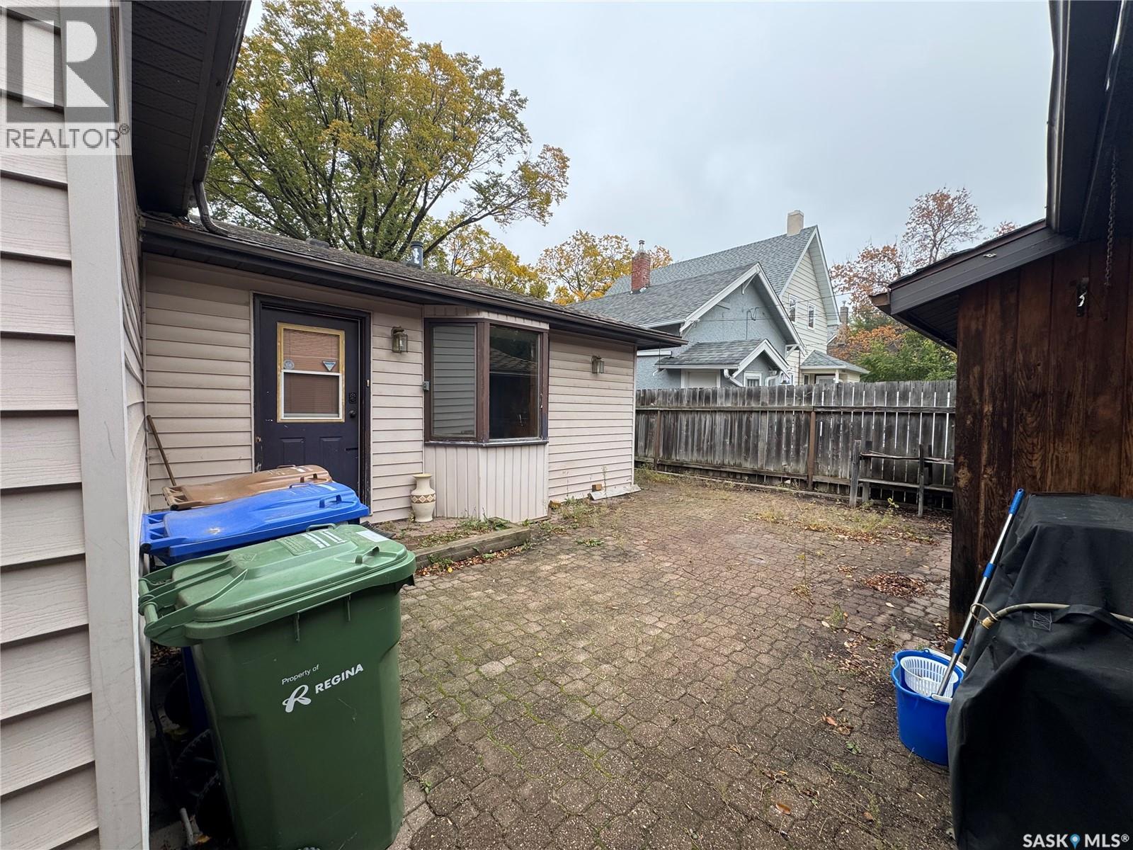 1571 Athol Street, Regina, Saskatchewan  S4T 3C9 - Photo 34 - SK051054