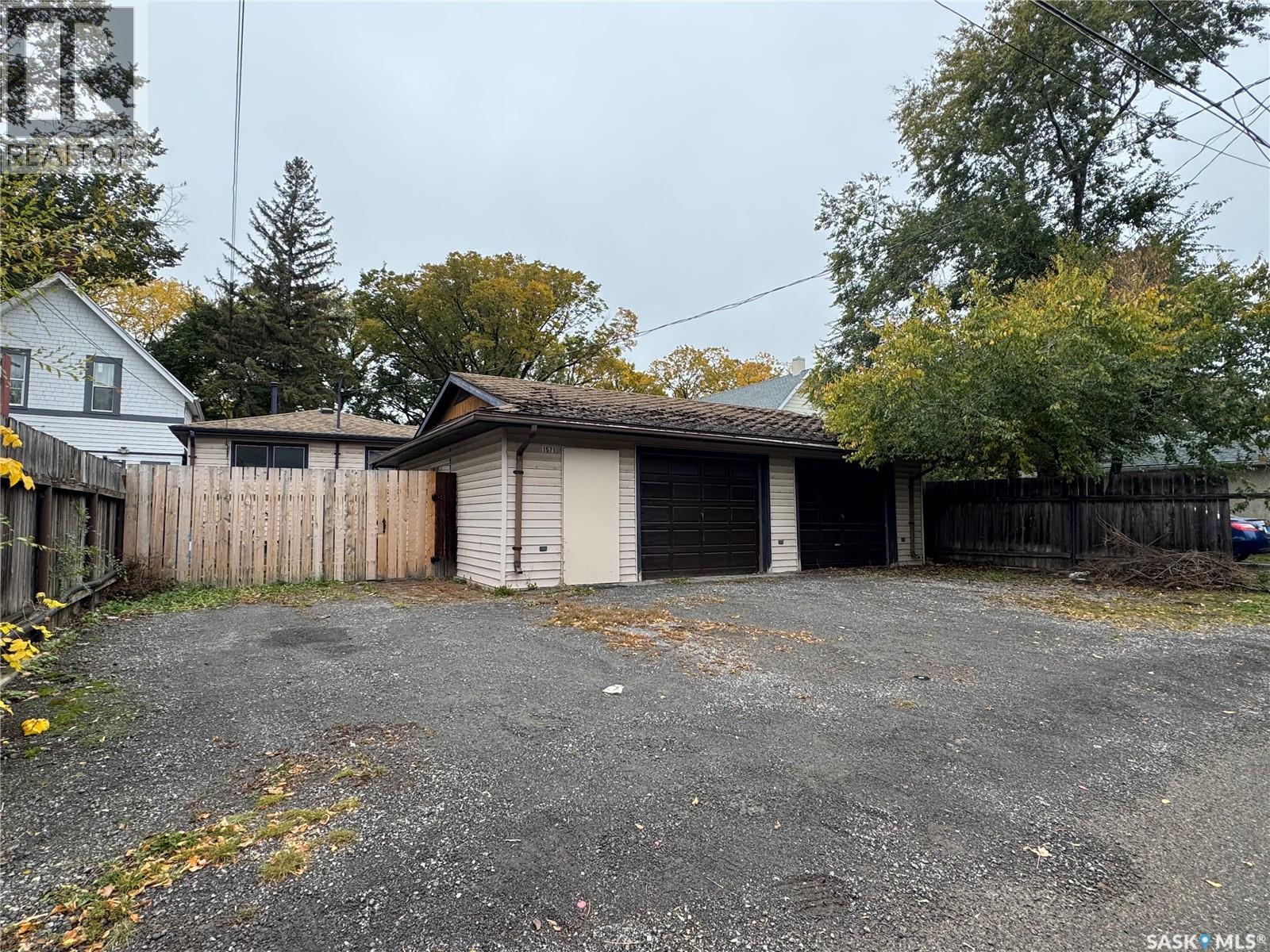 1571 Athol Street, Regina, Saskatchewan  S4T 3C9 - Photo 35 - SK051054