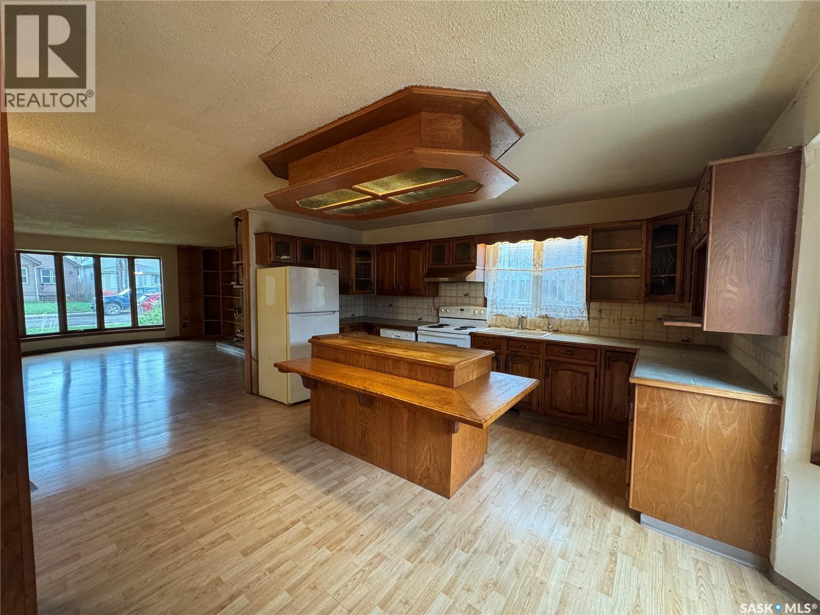 1571 Athol Street, Regina, Saskatchewan  S4T 3C9 - Photo 9 - SK051054