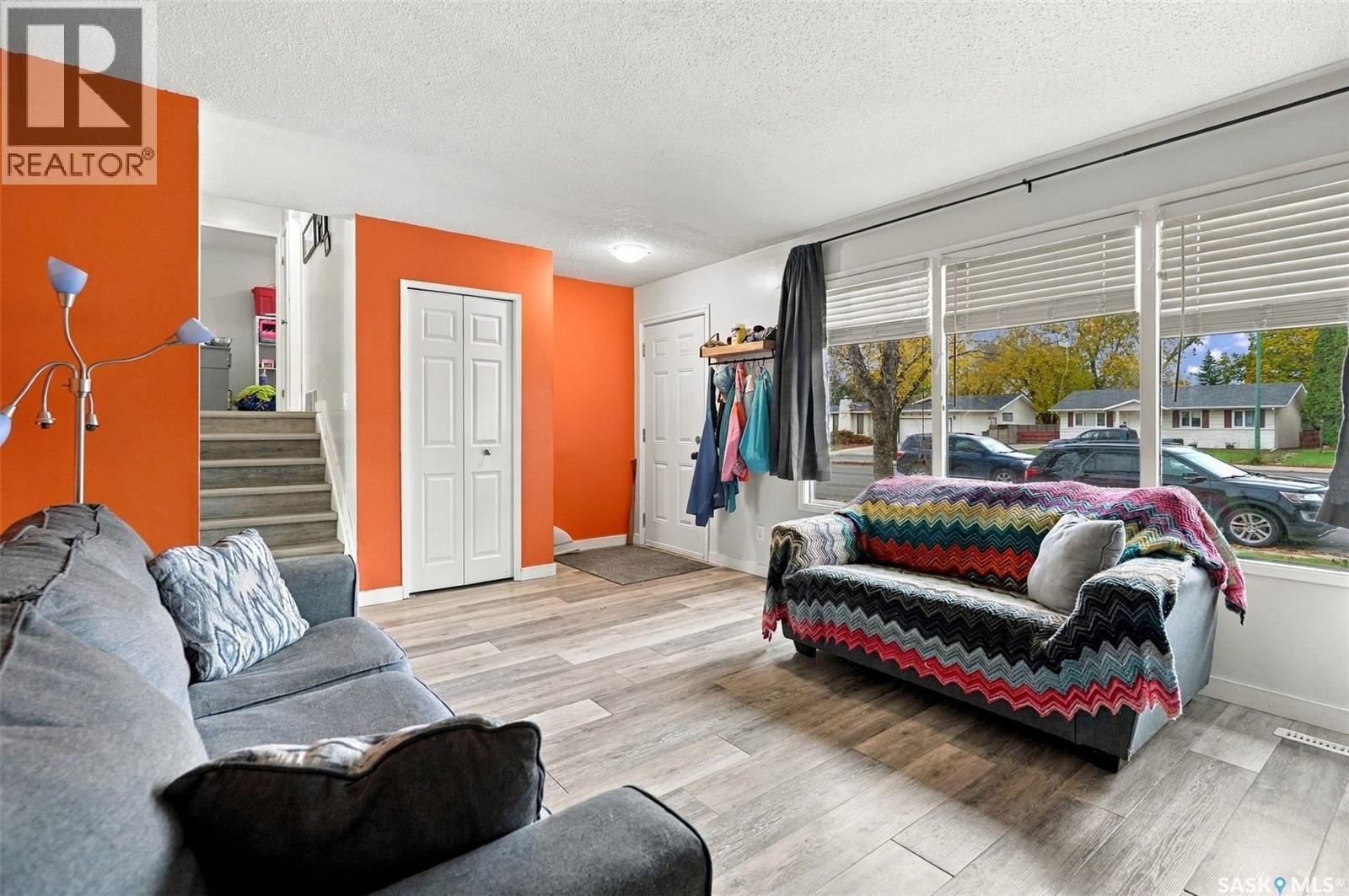 119 Mccarthy Boulevard, Regina, Saskatchewan  S4R 5R6 - Photo 6 - SK050968