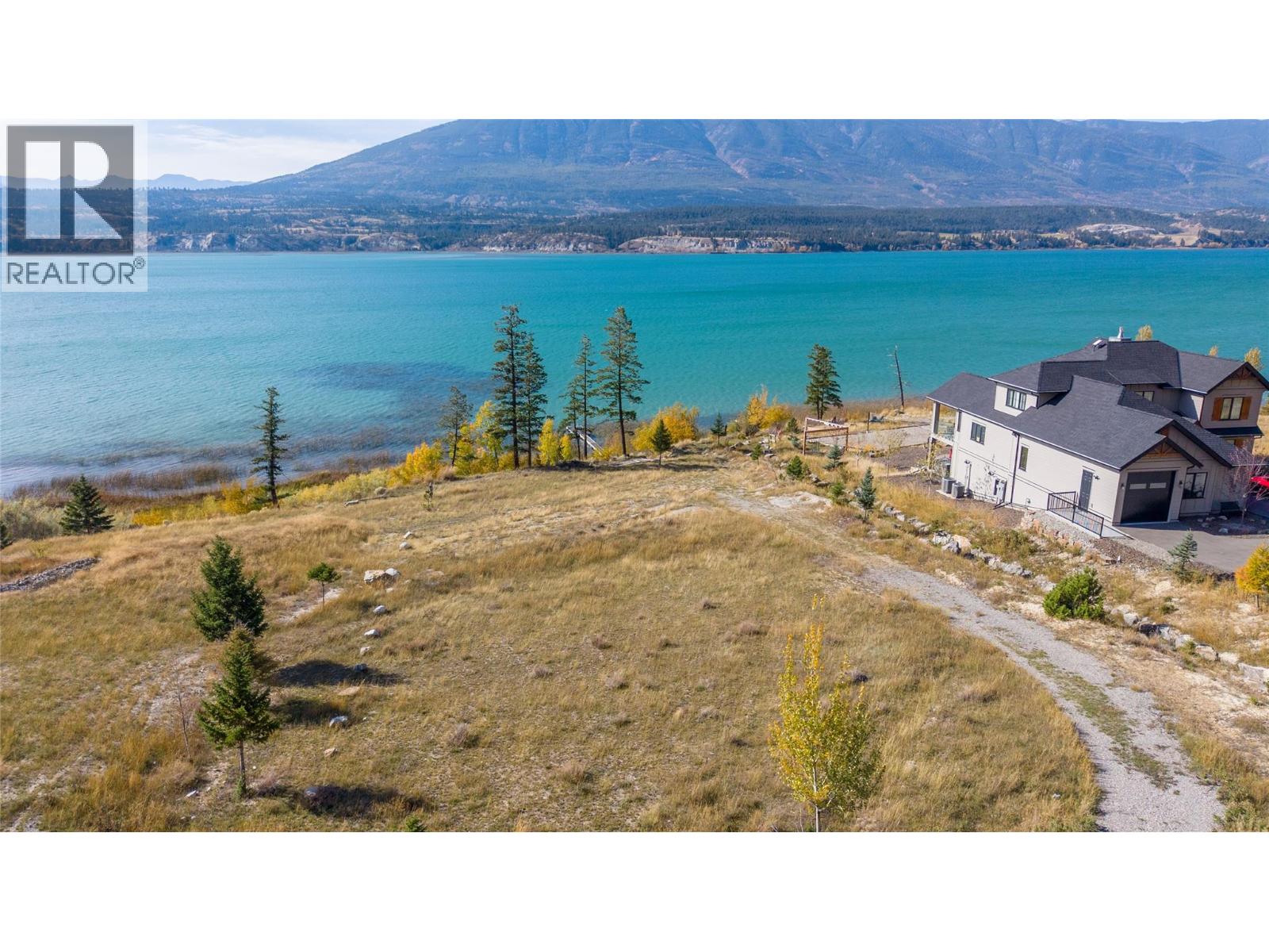 8687 Cottage Lane, Canal Flats, British Columbia V0B 1B0 - Photo 4 - 10402667