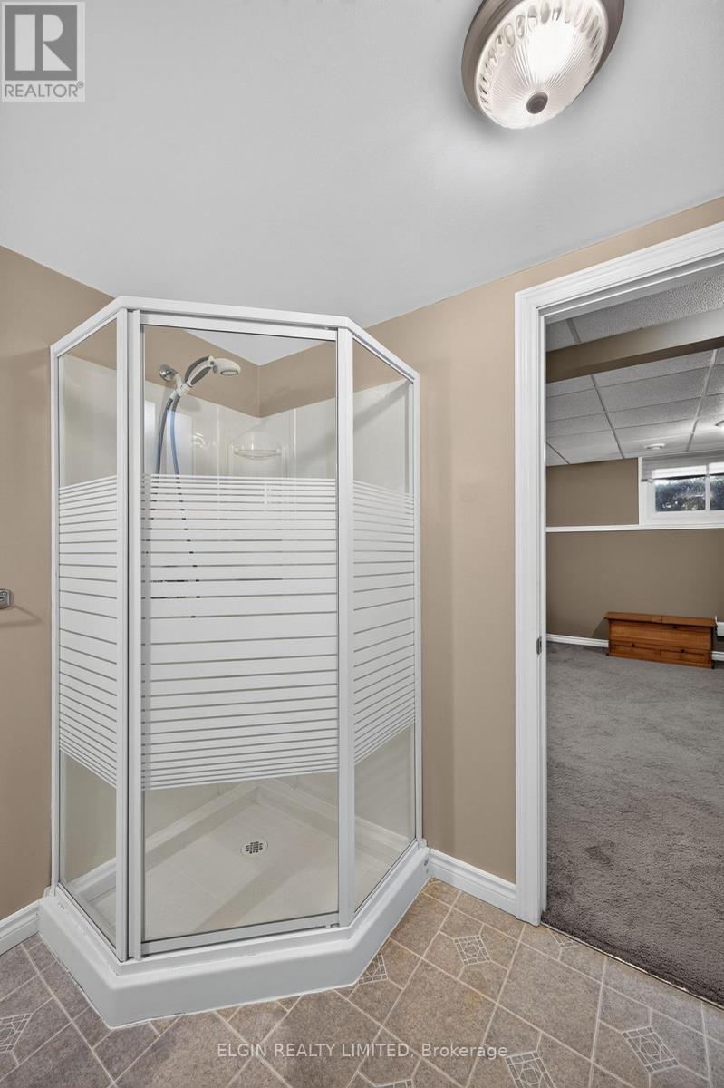 6 Aldborough Avenue, St. Thomas, Ontario  N5R 5M2 - Photo 26 - X14031690