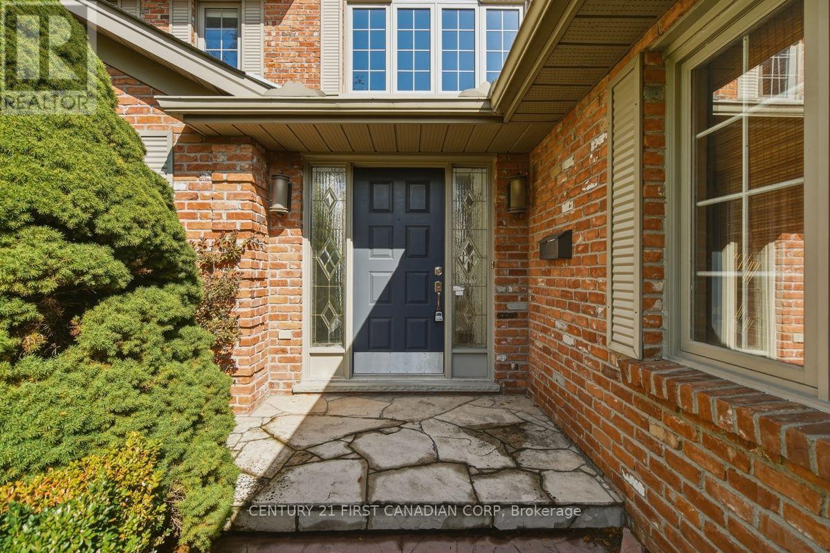 122 Sunnyside Drive, London North, Ontario  N5X 3N4 - Photo 3 - X14031838