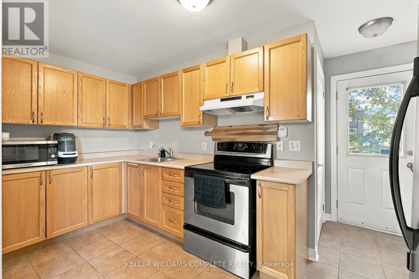61 Prospect Point Road N, Fort Erie (Ridgeway), Ontario  L0S 1N0 - Photo 11 - X14031842