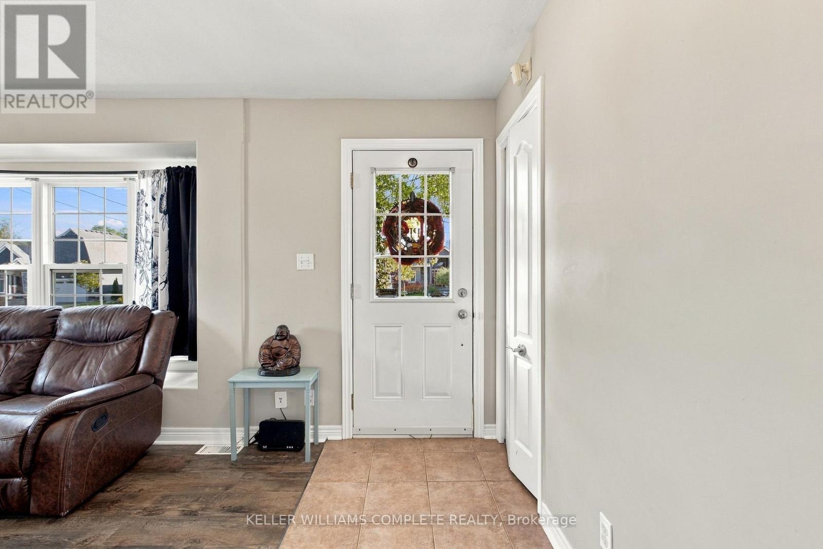 61 Prospect Point Road N, Fort Erie (Ridgeway), Ontario  L0S 1N0 - Photo 5 - X14031842