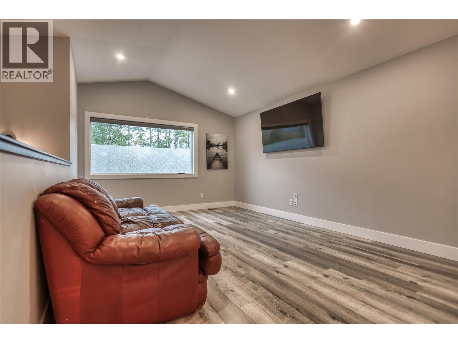 313 Lakeview Street Unit# 1