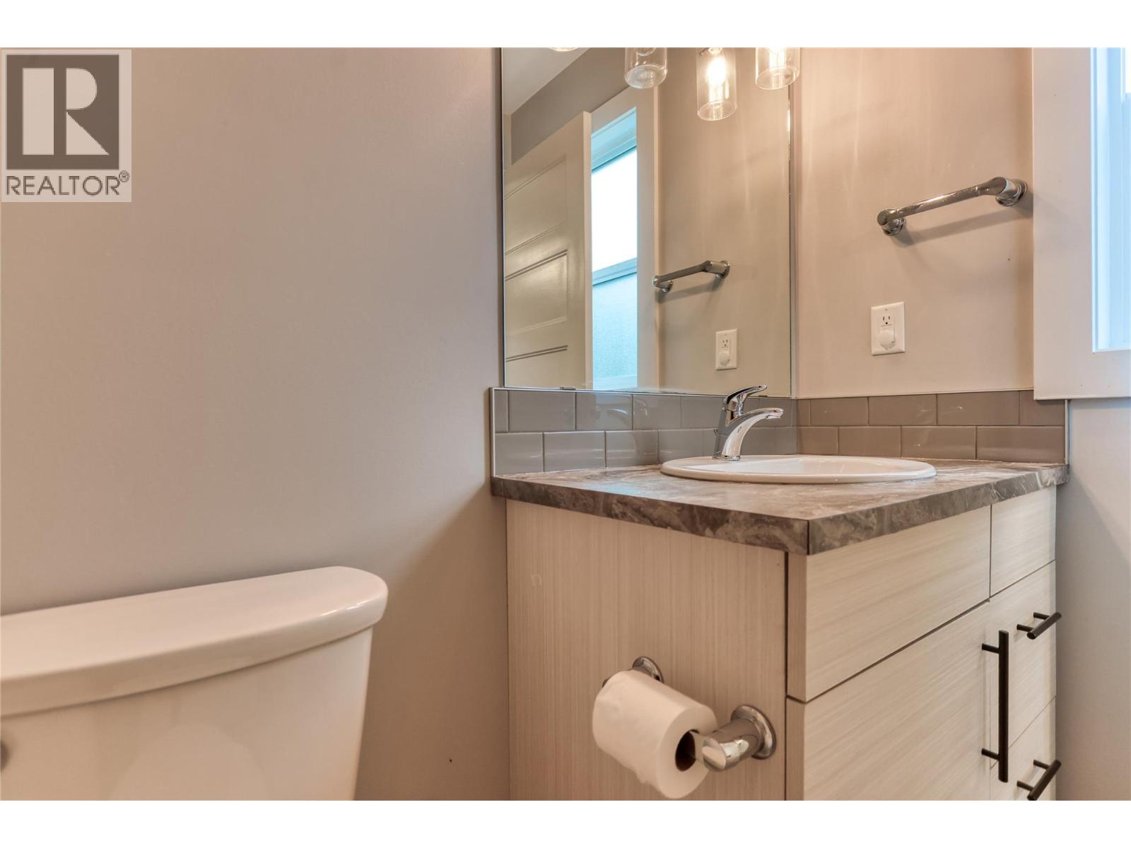 313 Lakeview Street Unit# 1