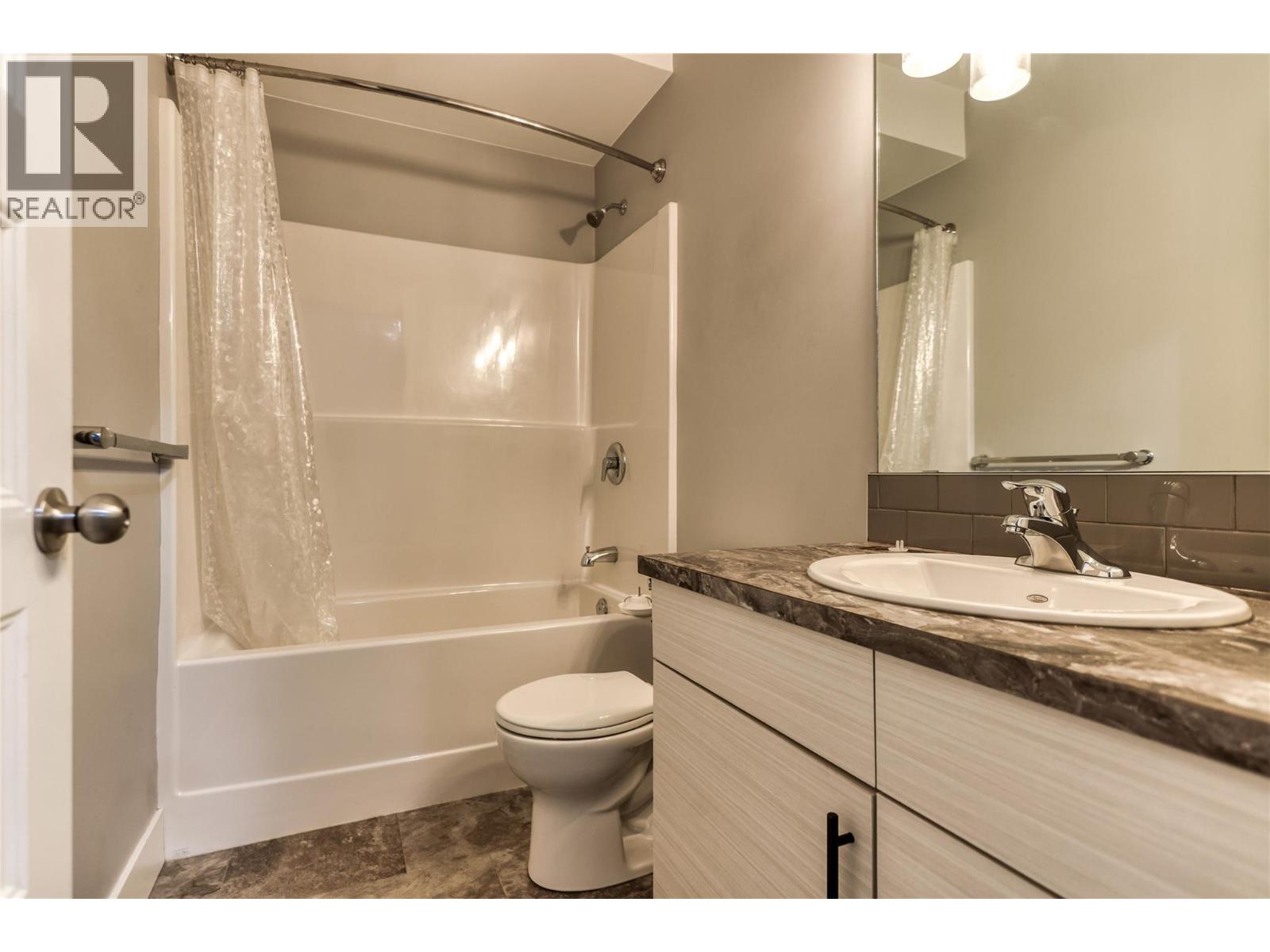 313 Lakeview Street Unit# 1