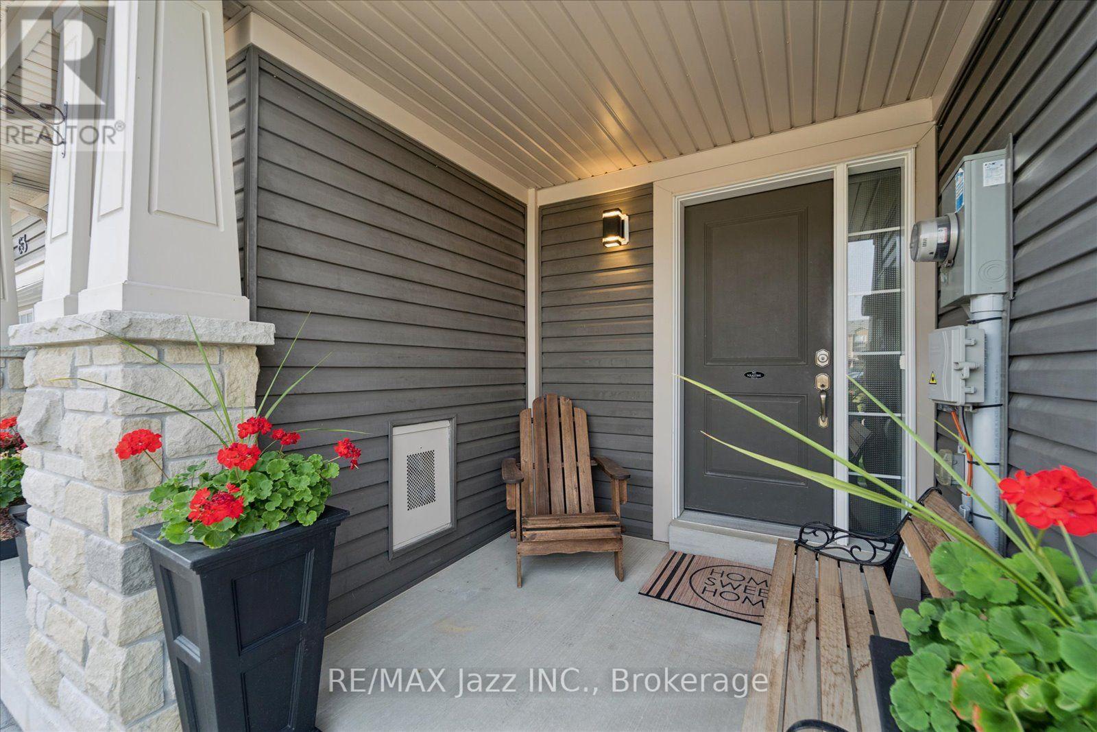 61 Great Gabe Crescent, Oshawa, Ontario  L1L 0G6 - Photo 3 - E14031778