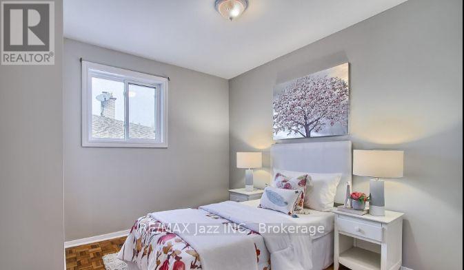 676 Mountview Place, Newmarket, Ontario  L3Y 3P7 - Photo 12 - N14031800