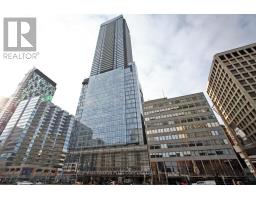 3811 - 488 UNIVERSITY AVENUE, Toronto, Ontario