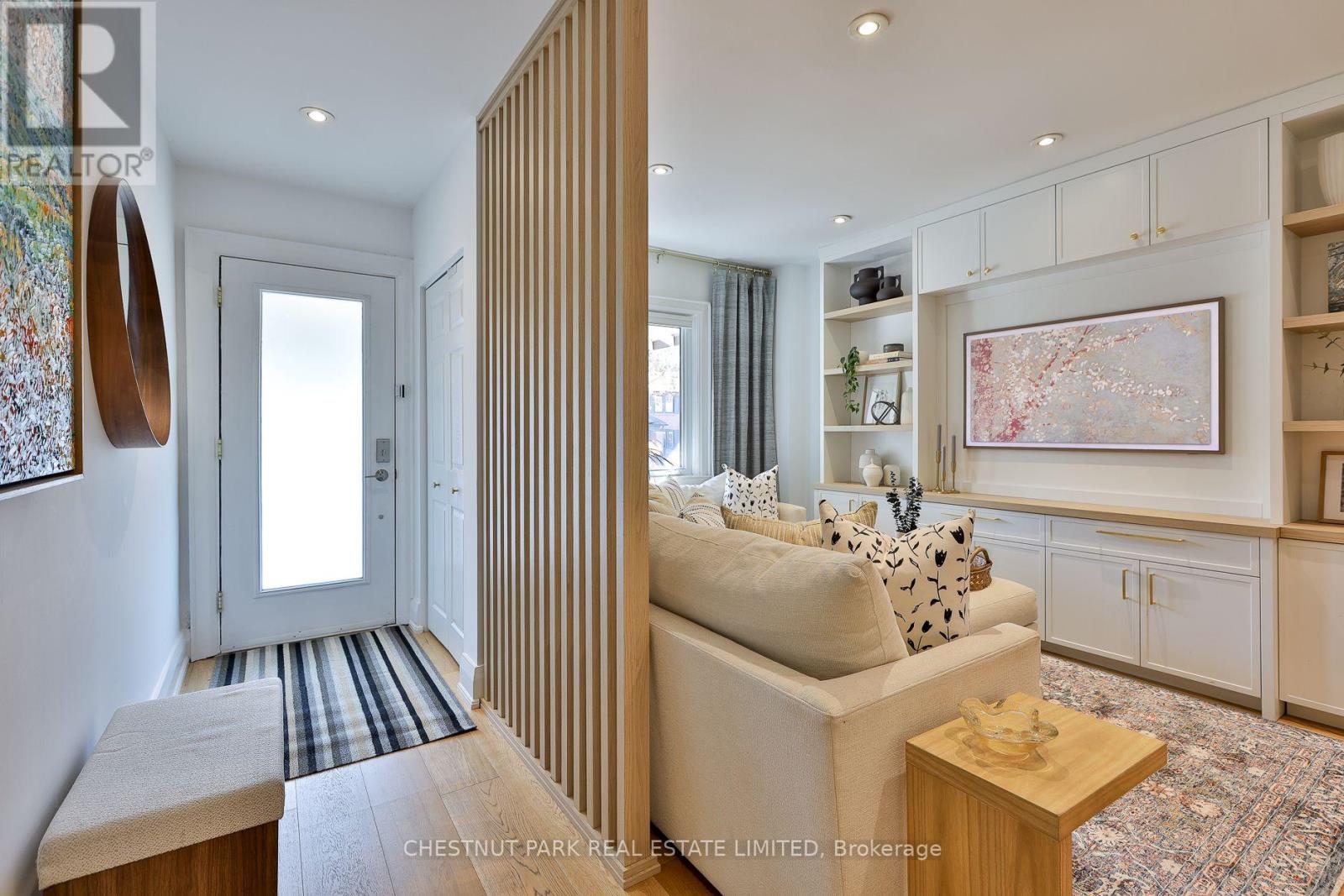 154 Fairlawn Avenue, Toronto, Ontario  M5M 1S8 - Photo 3 - C14031942