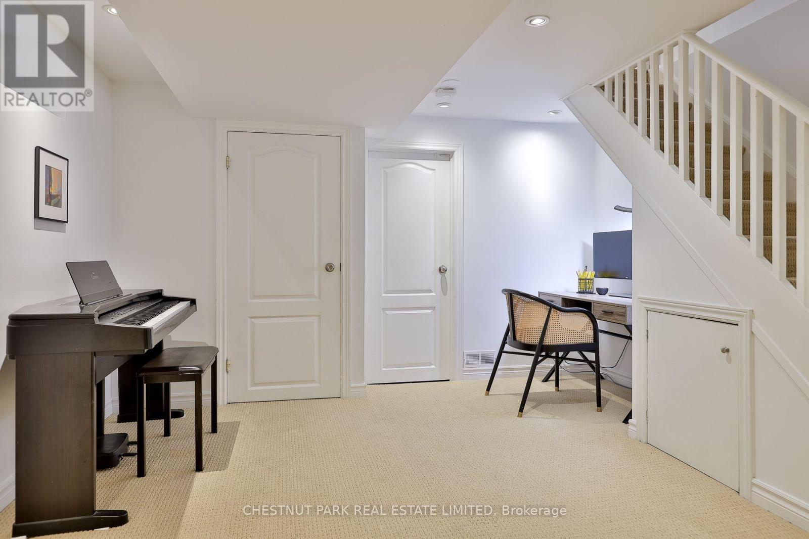 154 Fairlawn Avenue, Toronto, Ontario  M5M 1S8 - Photo 34 - C14031942