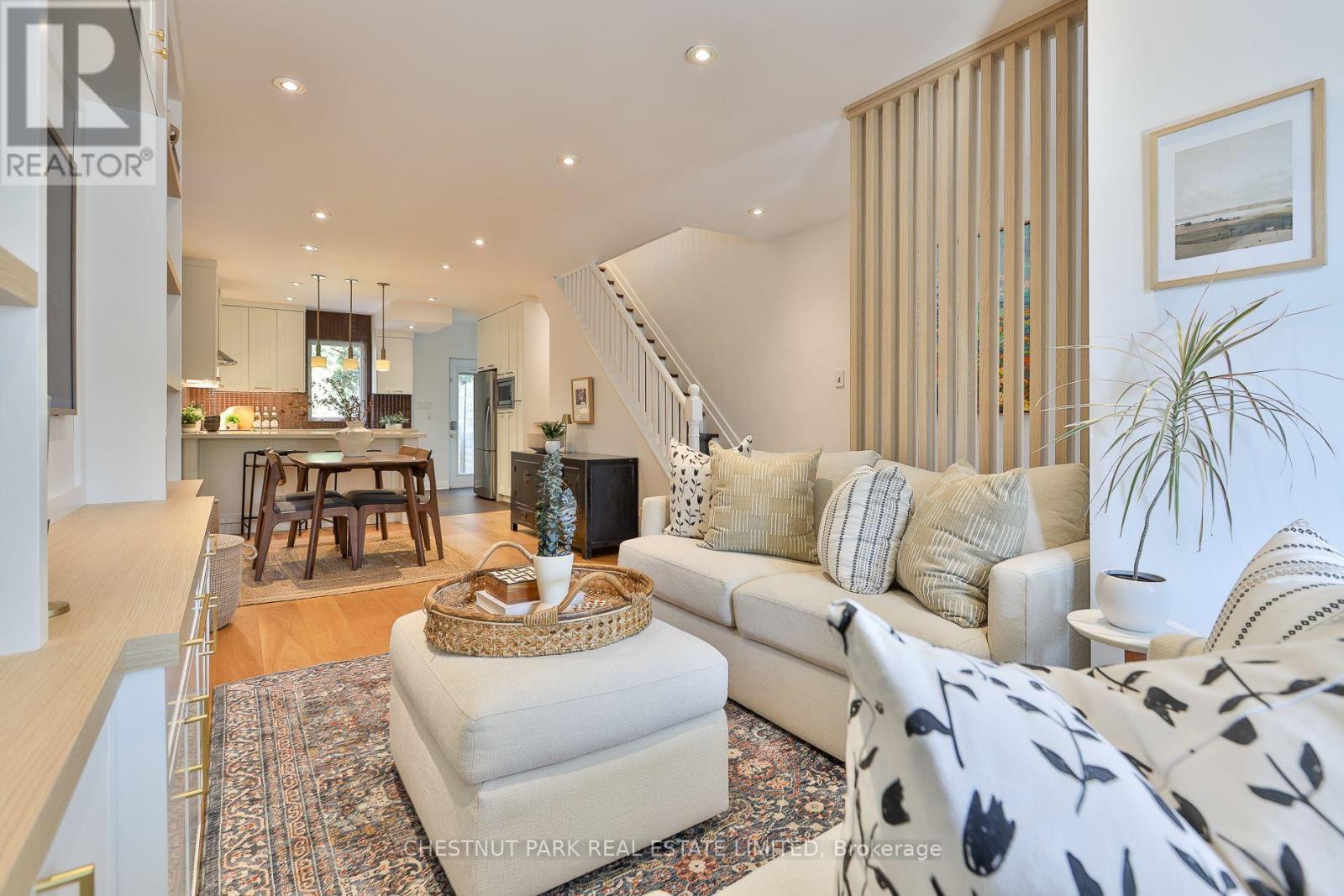 154 Fairlawn Avenue, Toronto, Ontario  M5M 1S8 - Photo 6 - C14031942