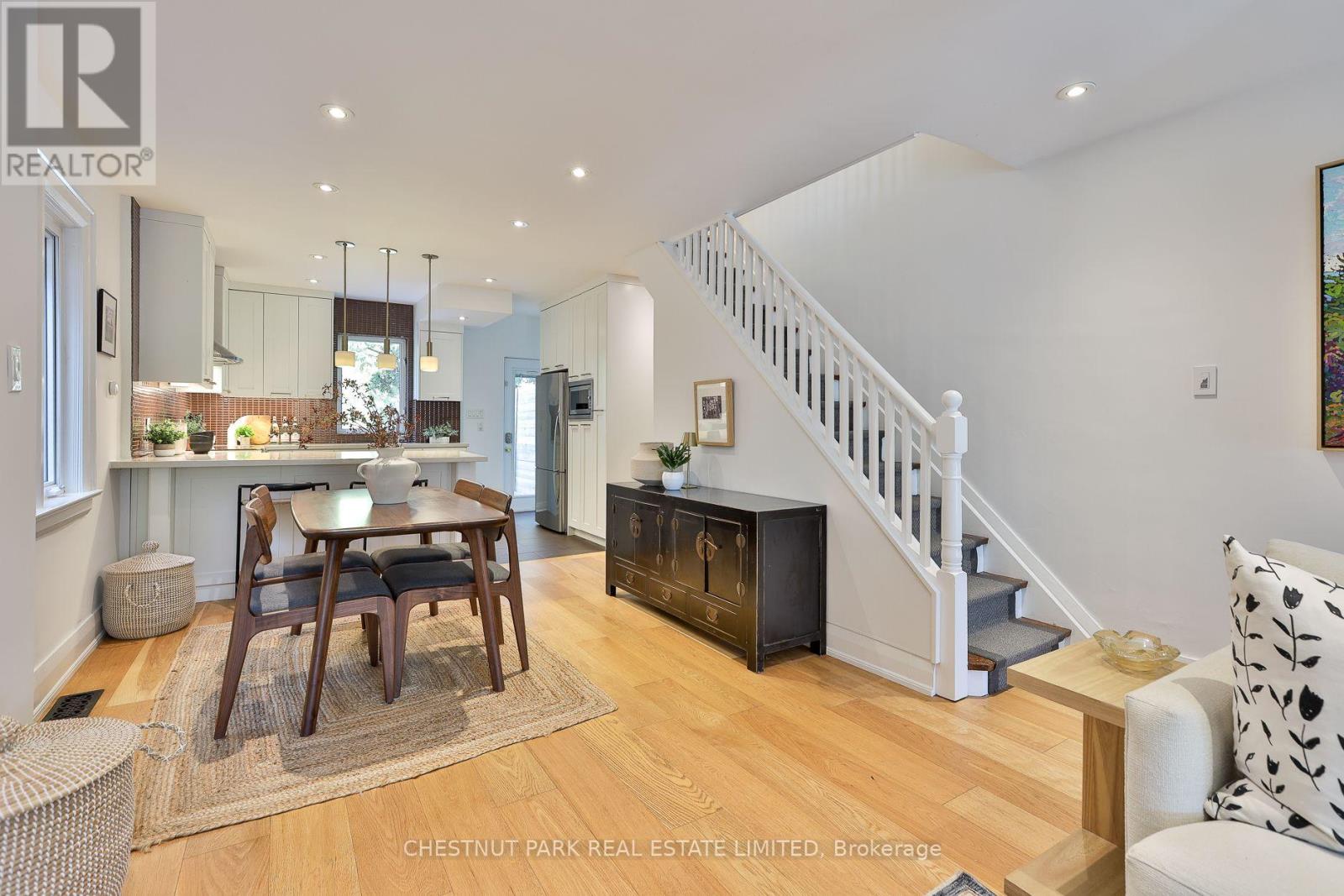 154 Fairlawn Avenue, Toronto, Ontario  M5M 1S8 - Photo 8 - C14031942