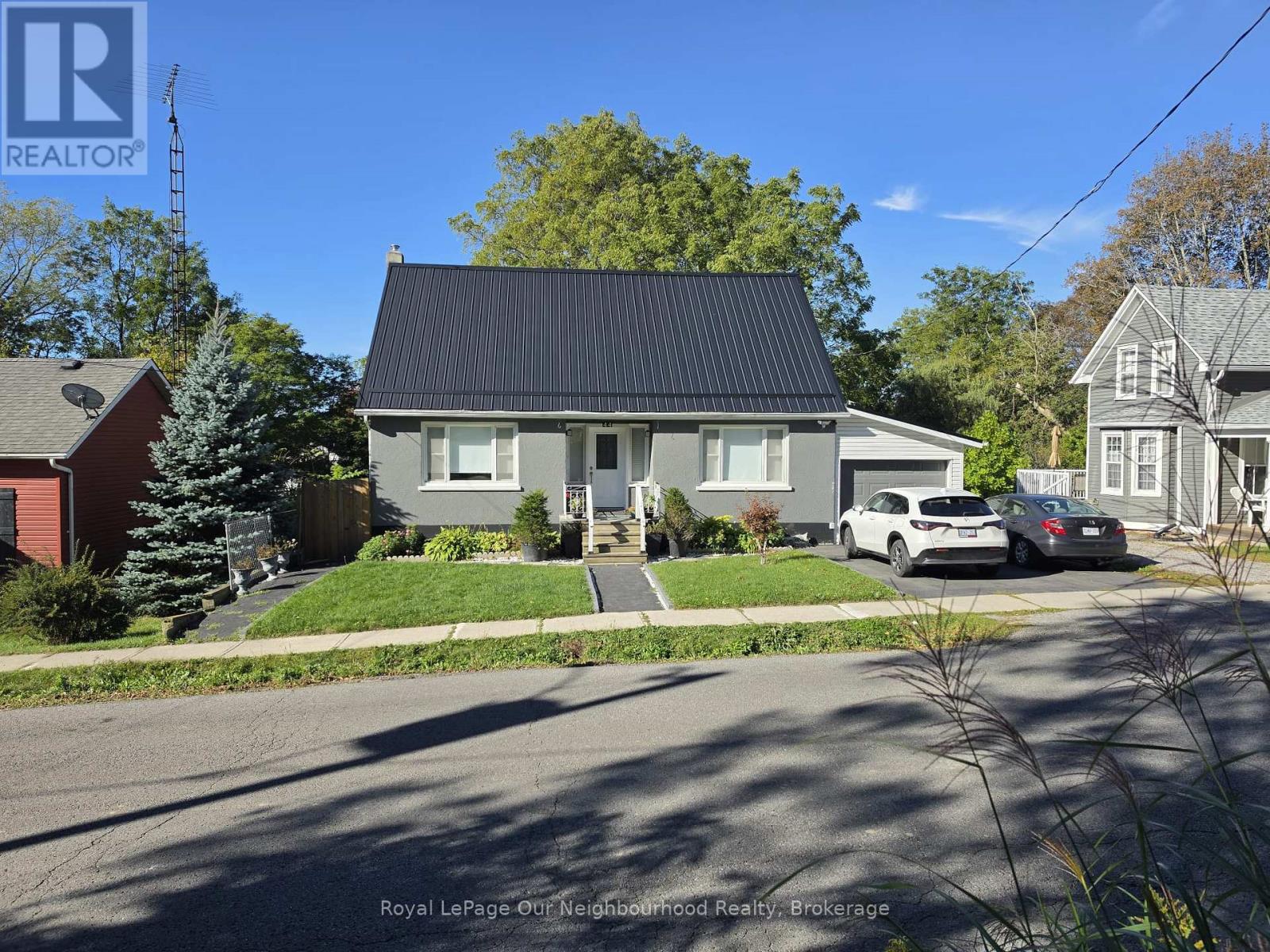 44 Elgin Street N, Port Hope, Ontario  L1A 2L7 - Photo 2 - X14031684