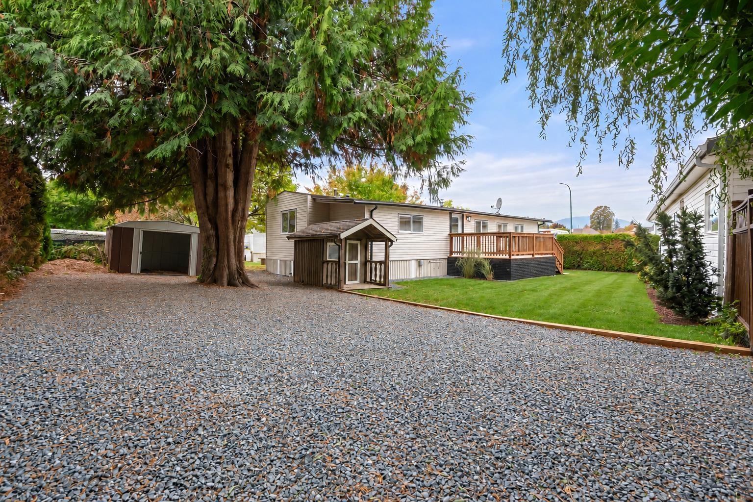 44 45640 WATSON ROAD|Garrison Crossing