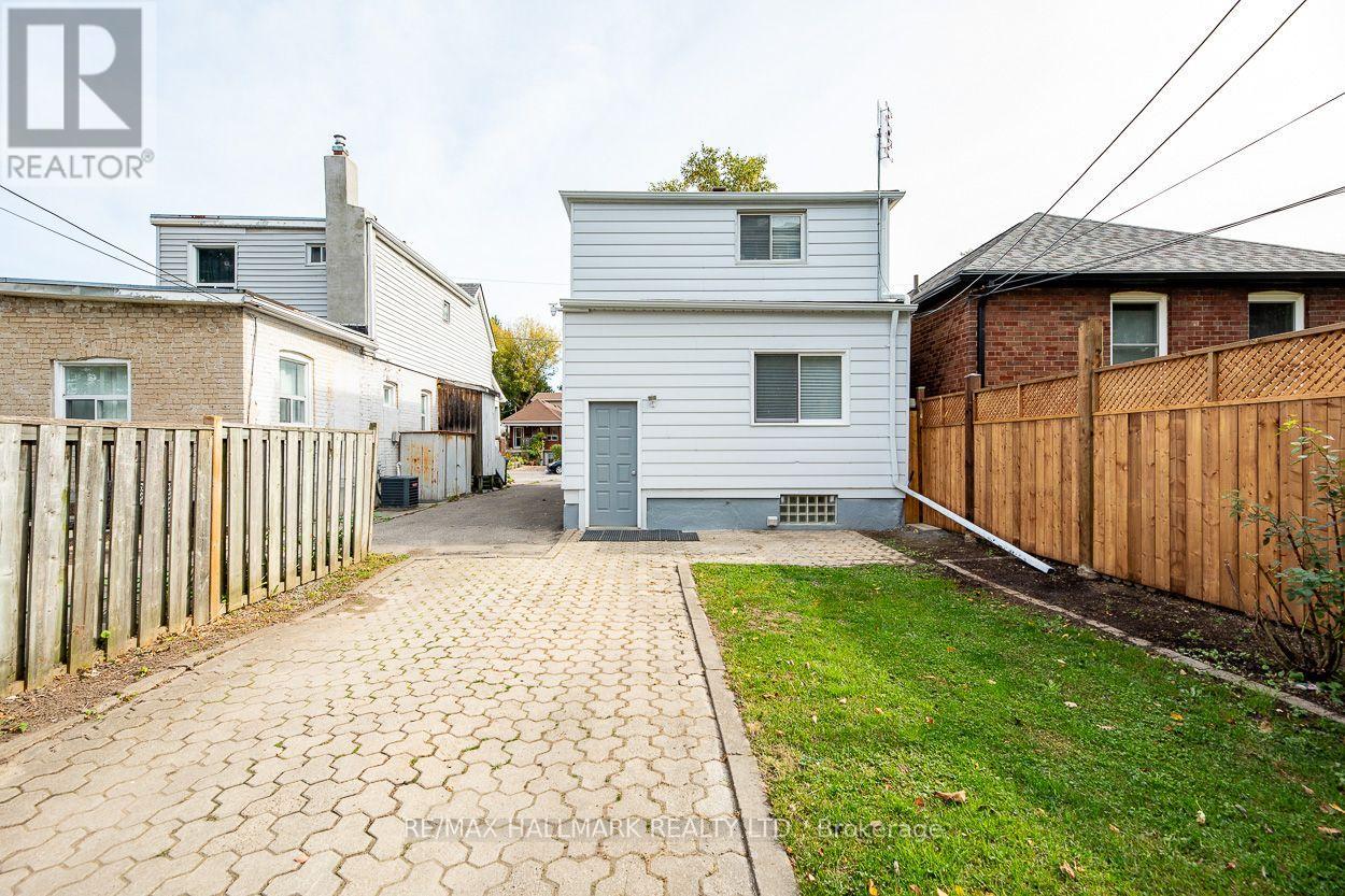 70 Madelaine Avenue, Toronto, Ontario  M1L 2X7 - Photo 22 - E14031874