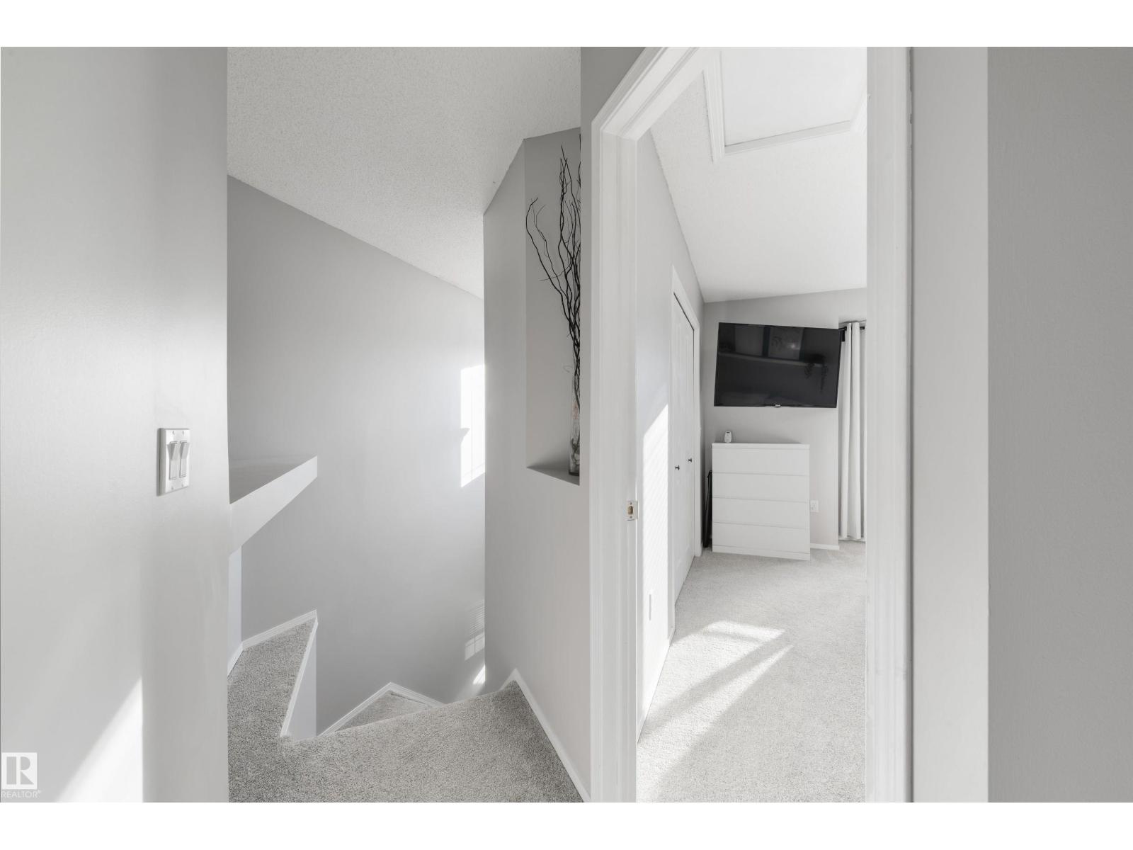 31 VENTURA ST