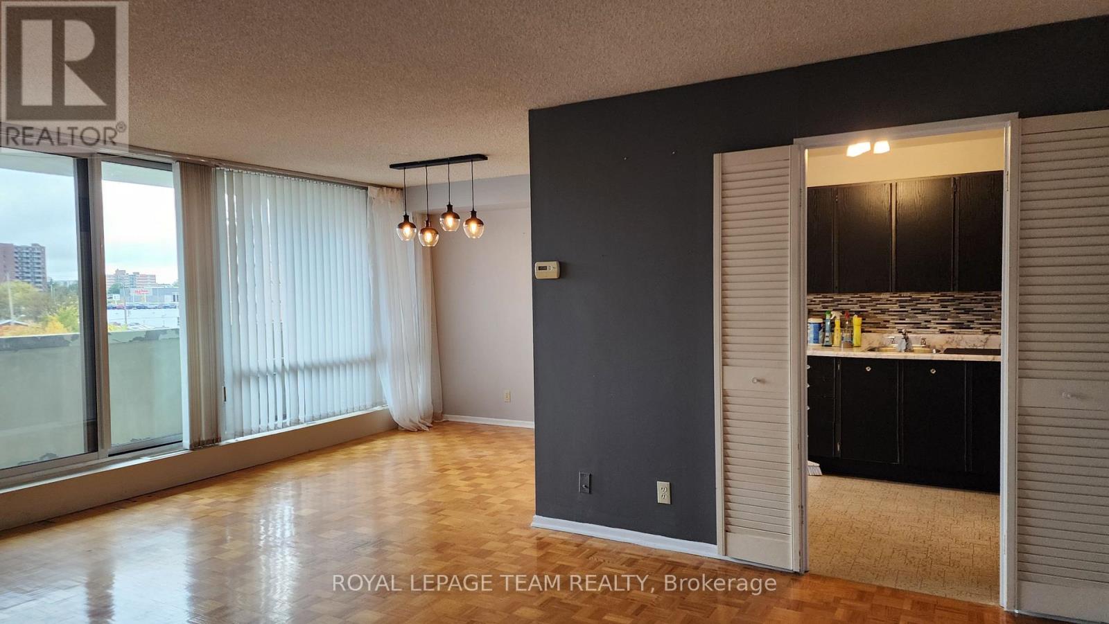 404 - 2625 Regina Street, Ottawa, Ontario  K2B 5W8 - Photo 5 - X14031834