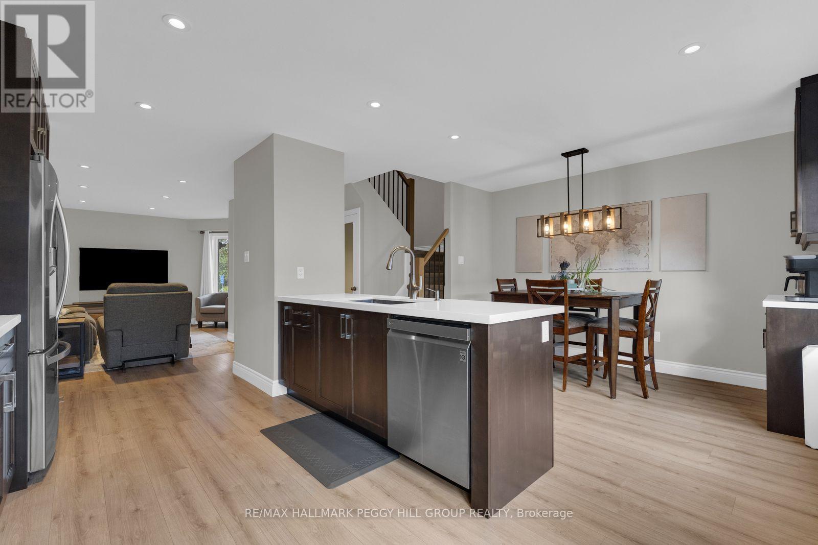 1255 Huron Court, Innisfil, Ontario  L9S 1X5 - Photo 4 - N14031740