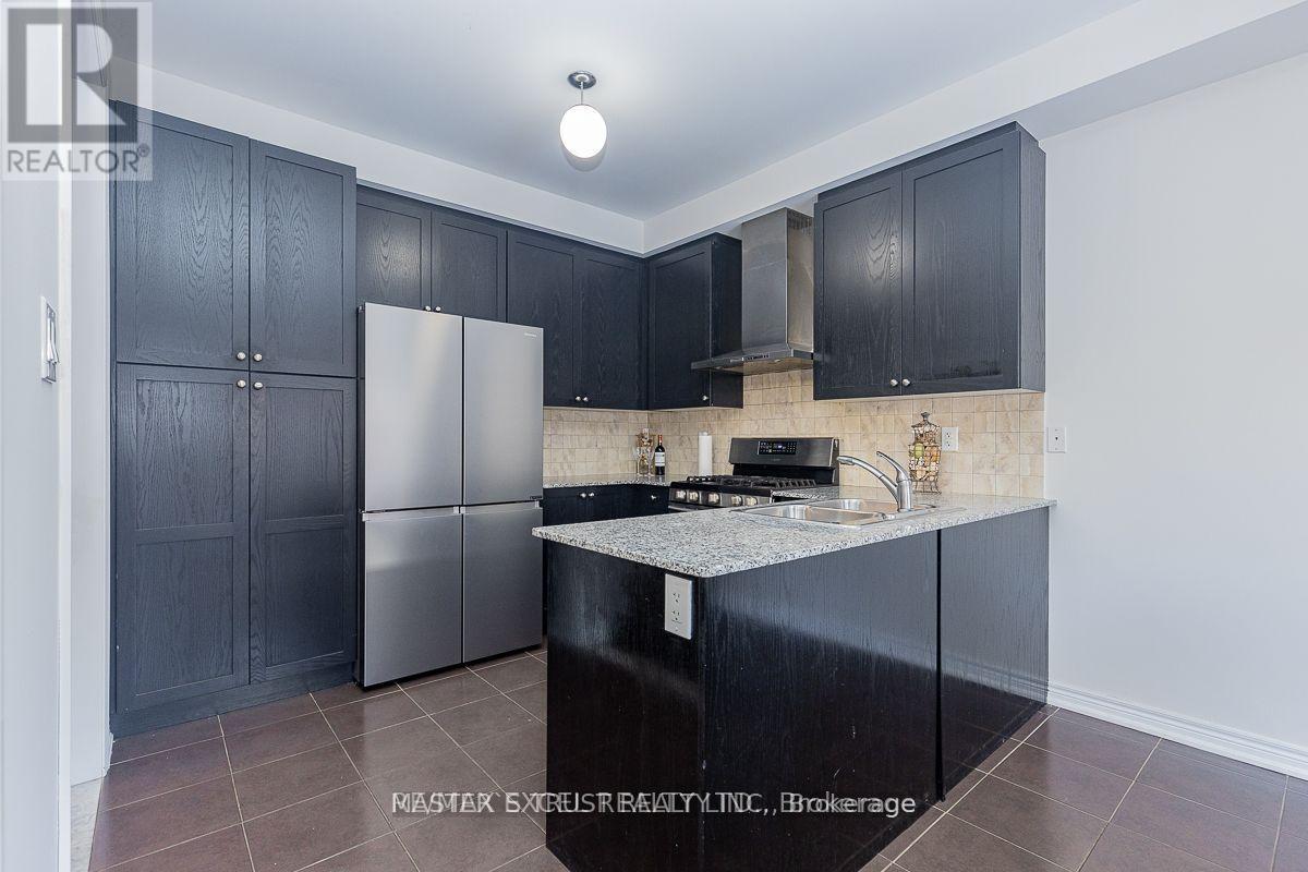 47 Pelister Drive, Markham, Ontario  L6E 0M7 - Photo 5 - N14031962