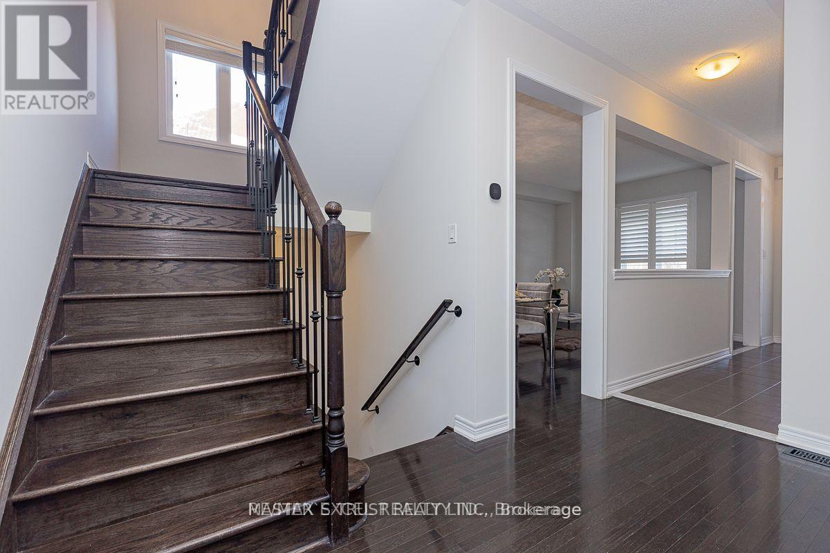 47 Pelister Drive, Markham, Ontario  L6E 0M7 - Photo 8 - N14031962