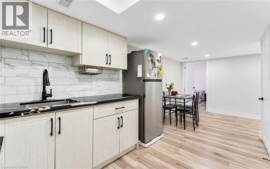 444 Thomas Slee Drive, Kitchener, Ontario  N2P 2X6 - Photo 34 - 40869660
