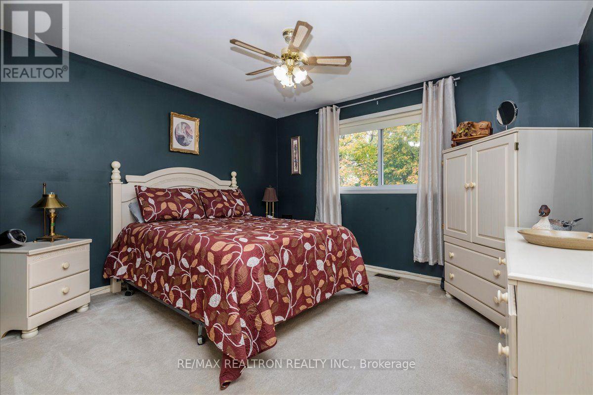 37 Toboggan Hill Drive, Orillia, Ontario  L3V 7R1 - Photo 11 - S14031846