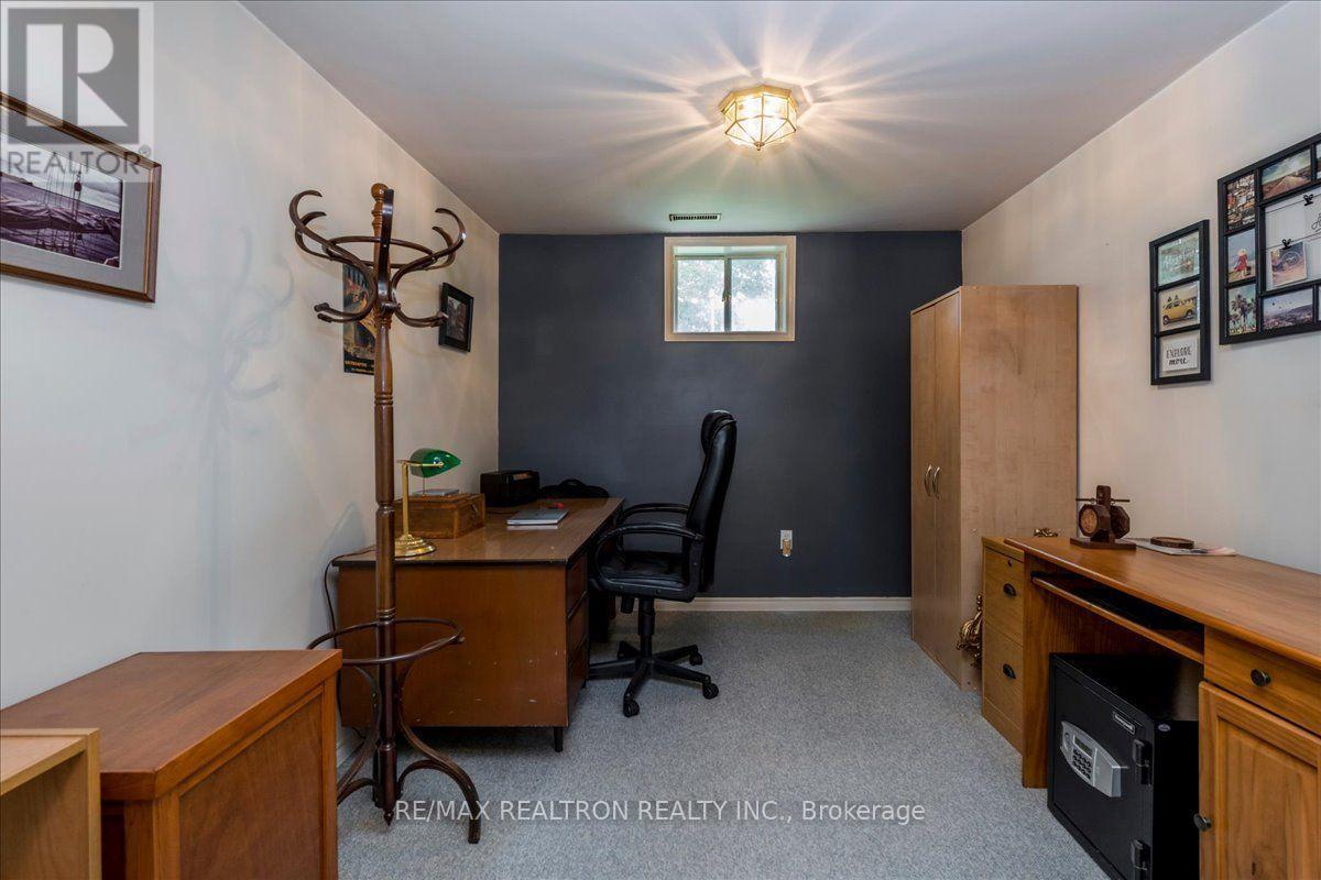 37 Toboggan Hill Drive, Orillia, Ontario  L3V 7R1 - Photo 19 - S14031846