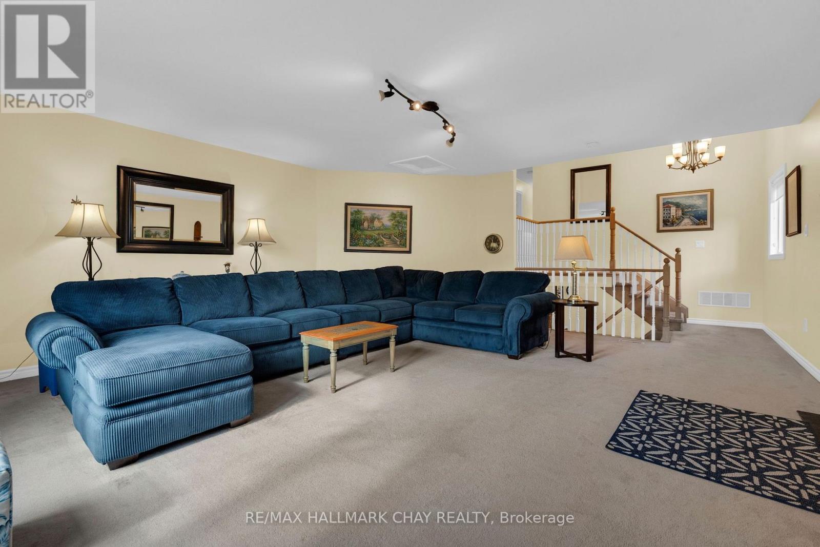 6 Whispering Pine Place, Barrie, Ontario  L4N 9R9 - Photo 16 - S14031892