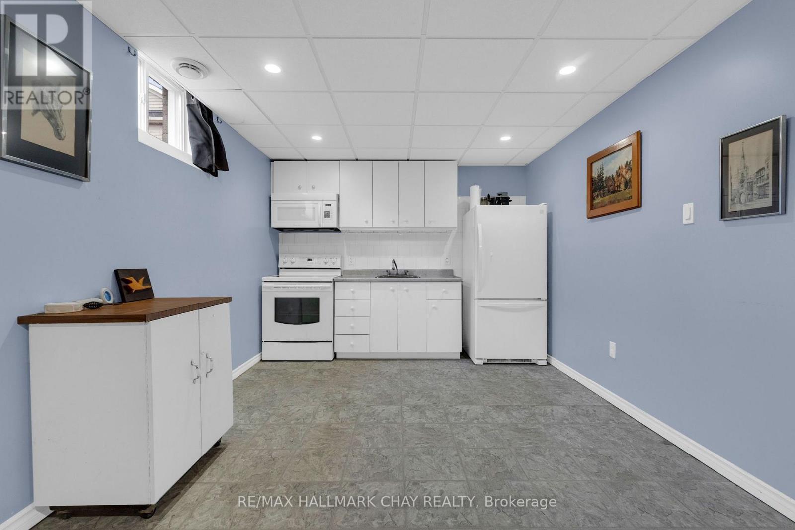 6 Whispering Pine Place, Barrie, Ontario  L4N 9R9 - Photo 29 - S14031892