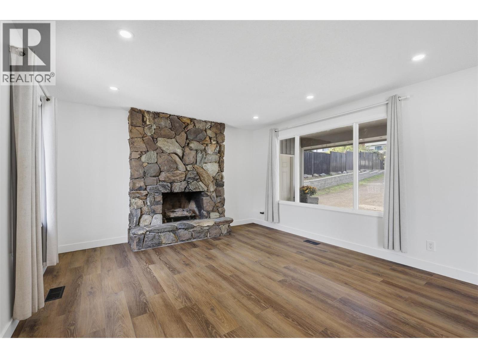 990 Todd Road, Kamloops, British Columbia  V2C 5B2 - Photo 9 - 10403567