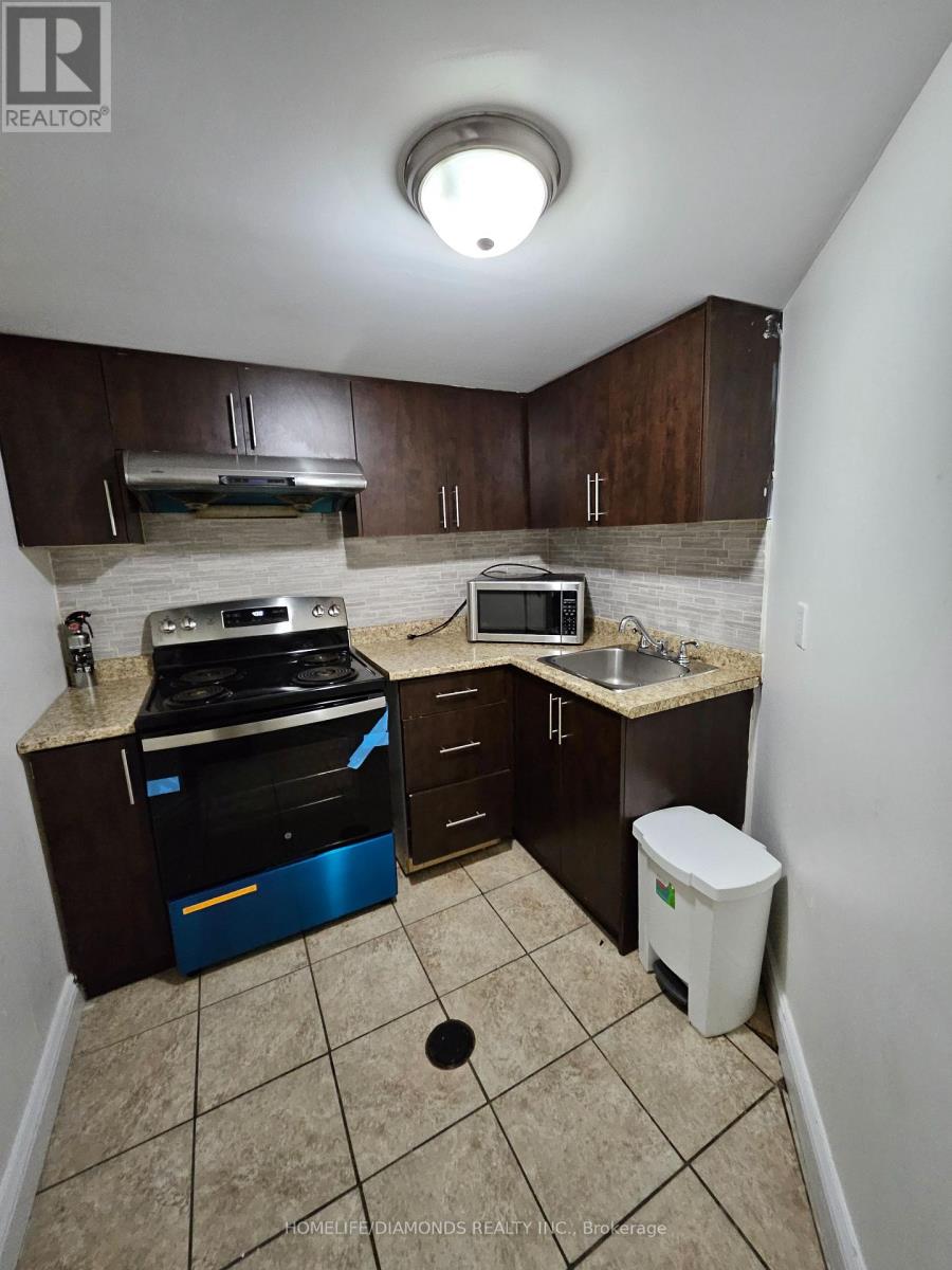 Bsmt - 73 Orchid Drive, Brampton, Ontario  L7A 2C4 - Photo 5 - W14031648