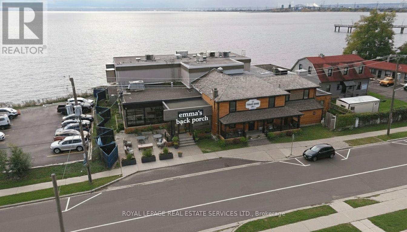 2084 Old Lakeshore Road, Burlington, Ontario  L7R 1A3 - Photo 2 - W14031712