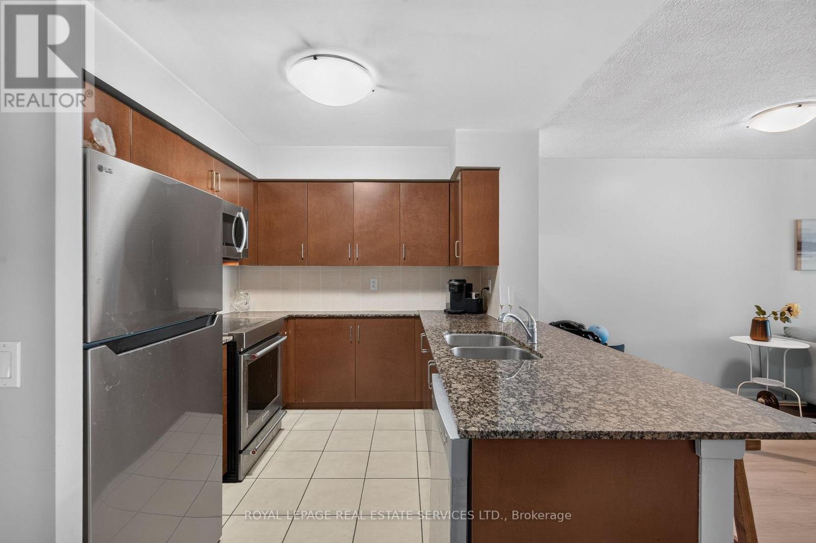 1401 - 235 Sherway Gardens Road, Toronto, Ontario  M9C 0A2 - Photo 11 - W14031714