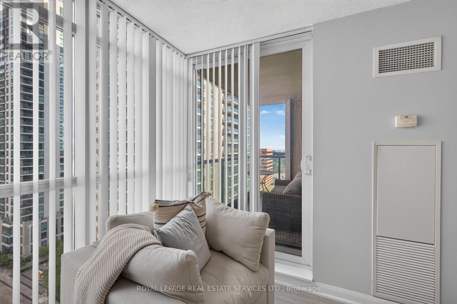 1401 - 235 Sherway Gardens Road, Toronto, Ontario  M9C 0A2 - Photo 22 - W14031714
