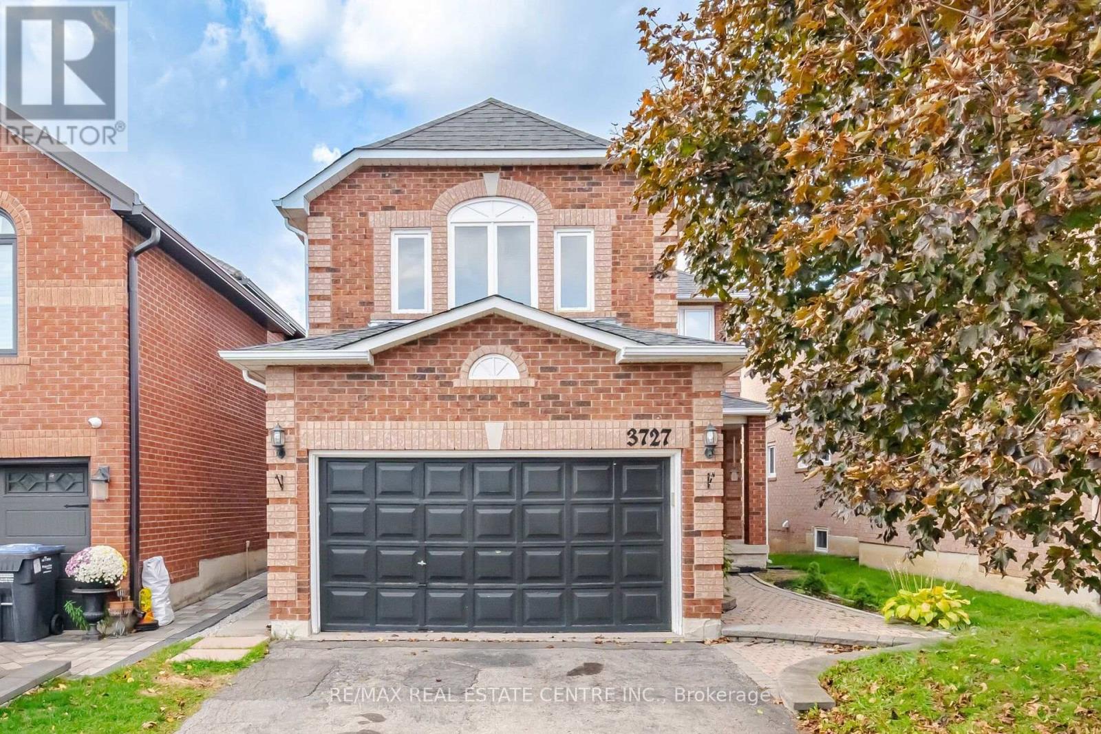 3727 Althorpe Circle, Mississauga, Ontario  L5N 7G5 - Photo 2 - W14031802