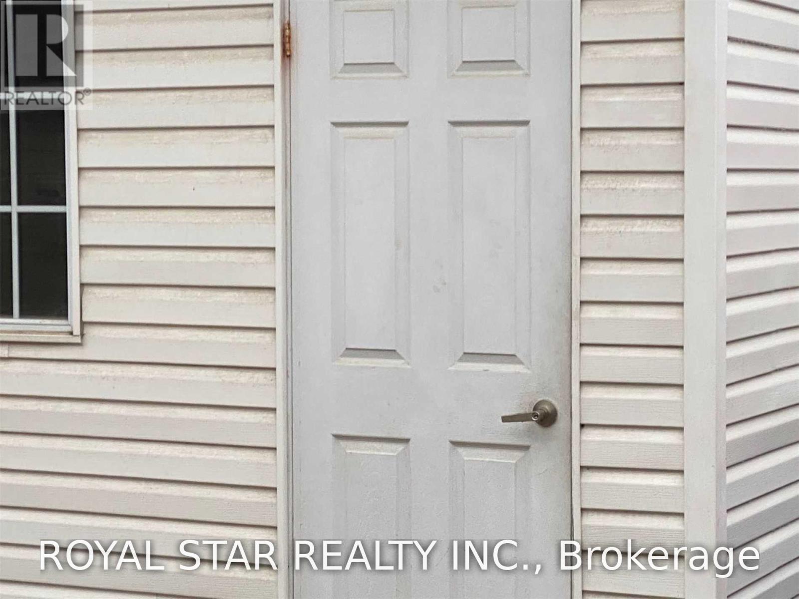 51 Pennyroyal Crescent, Brampton, Ontario  L6S 6J6 - Photo 11 - W14031806