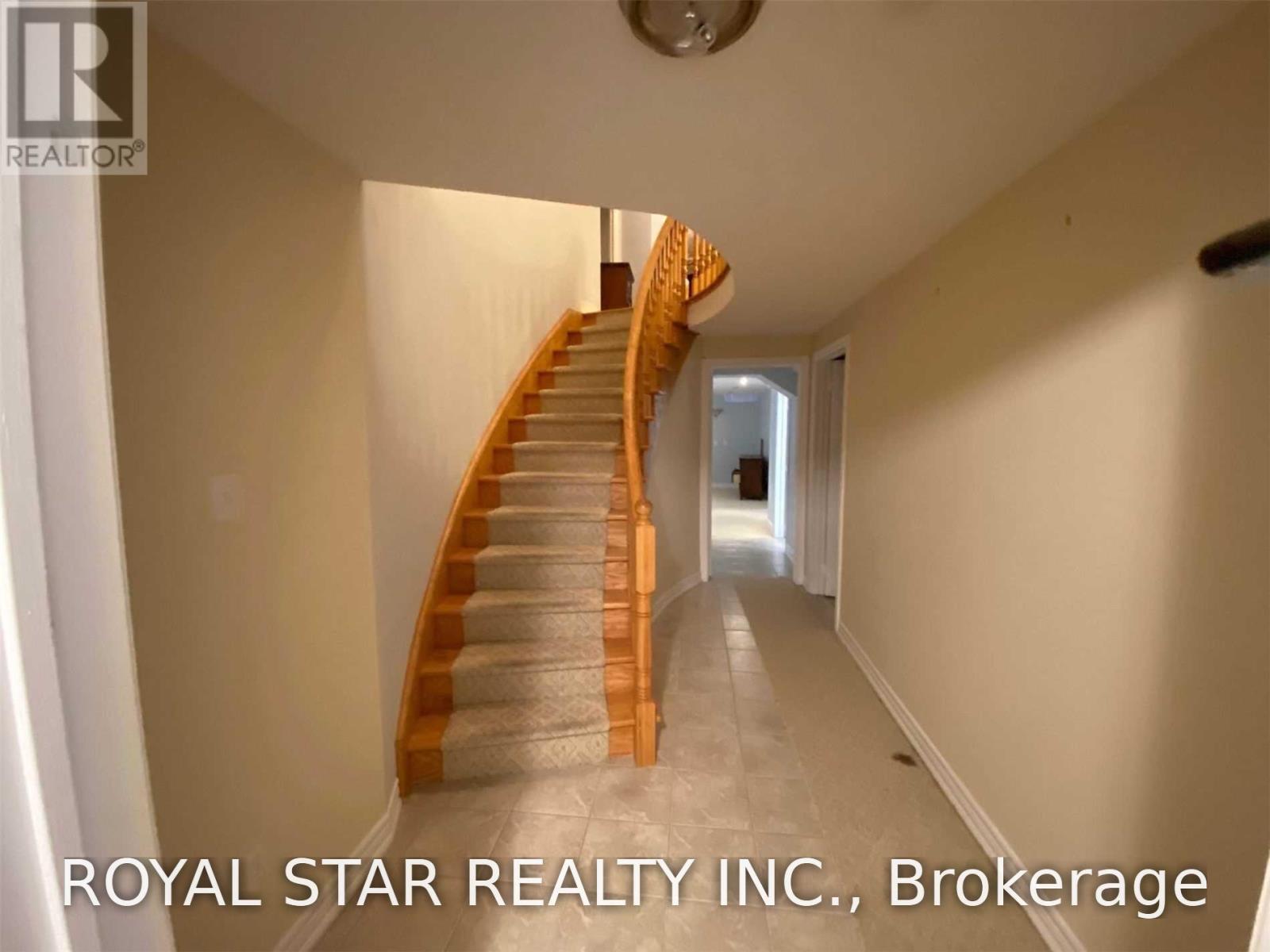 51 Pennyroyal Crescent, Brampton, Ontario  L6S 6J6 - Photo 17 - W14031806